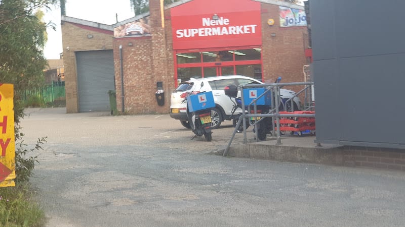 NeNe Supermarket, Wisbech