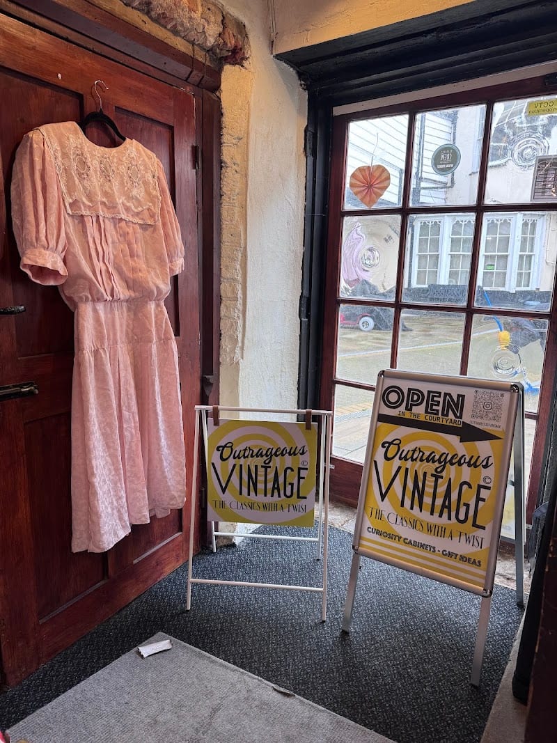 Outrageous Vintage, Wisbech